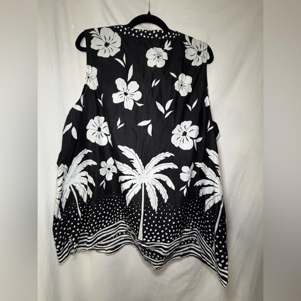 Talbots Black and White Sleeveless Tropical Print Top - Picture 3 of 5